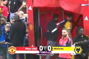 阿莫林亲自笼络狼队6250万前锋！曼联一人完全不行，引援迫在眉睫